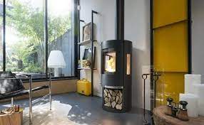 Купить Печь-камин Invicta Poele Neosen Etanche в интерьере чугунная в Молодечно в Молодечно