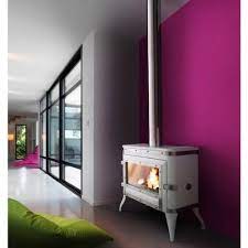 Печь-камин чугунный Invicta Bradford в интерьере Амазонка бай фото в Молодечно