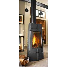 Печь-камин чугунный Invicta Chamane 14 в интерьере Амазонка бай фото  в Молодечно