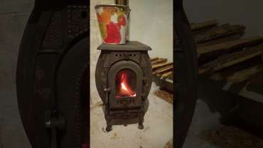 Печь отопительно-варочная чугунная "Сибирь" фото в интерьере в Молодечно