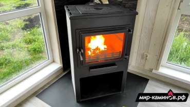 Недорогая печь-камин ЭТНА (Панорама) с плитой и теплообменником Амазонка бай фото в Молодечно