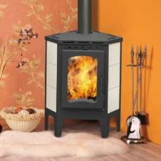 Стальной камин Бавария угловая Амазонка бай фото в интерьере в Молодечно