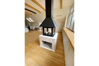 Стальной камин Эклипс островной 4D графит фото в интерьере в Молодечно